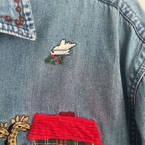Vintage Women’s Small denim shirt Noah’s Arc animal theme Grandmacore - Picture 6 of 14